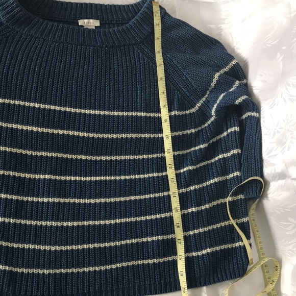 HOST PICK 🌺- Fossil cropped oversized cotton sweater size M - Picture 5 of 7